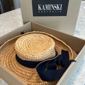 Kaminski hat handmade in Madagascar. Never been worn. I’m original owner.